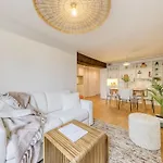 Luxury Stay Le Marais Central Paris